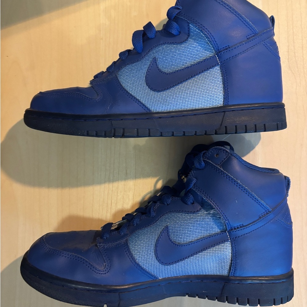 Nike Women’s Royal Blue High-Top Sneakers
